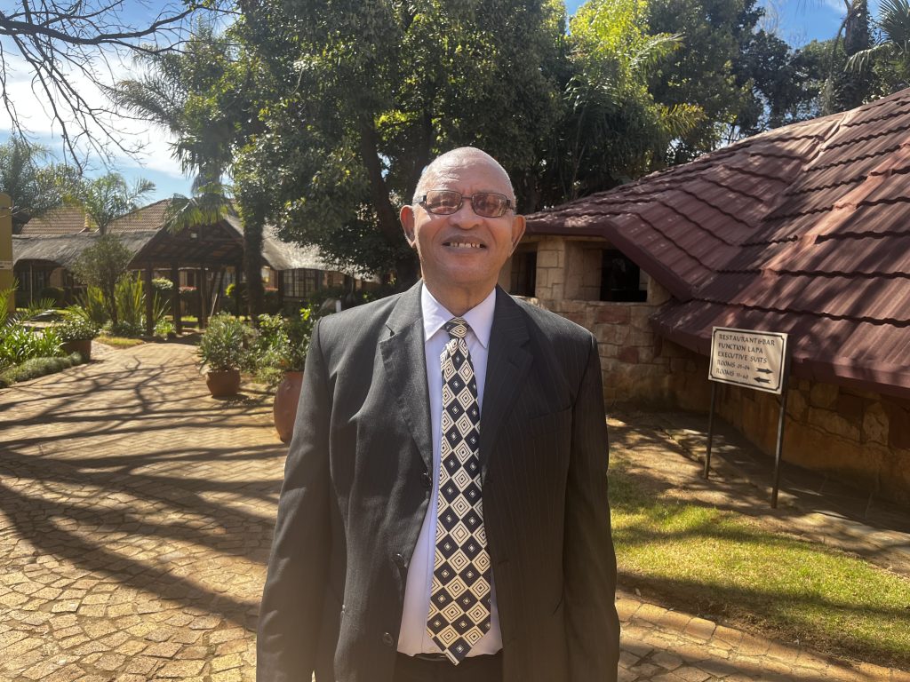 Dennis Bloem parts ways with Cope but will not be joining any political party, he says