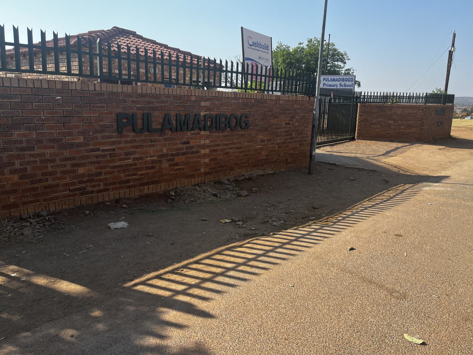 Pulamadibogo Primary School parents are up in arms over street vendors after 90 pupils were hospitalised allegedly for consuming muffins laced with dagga