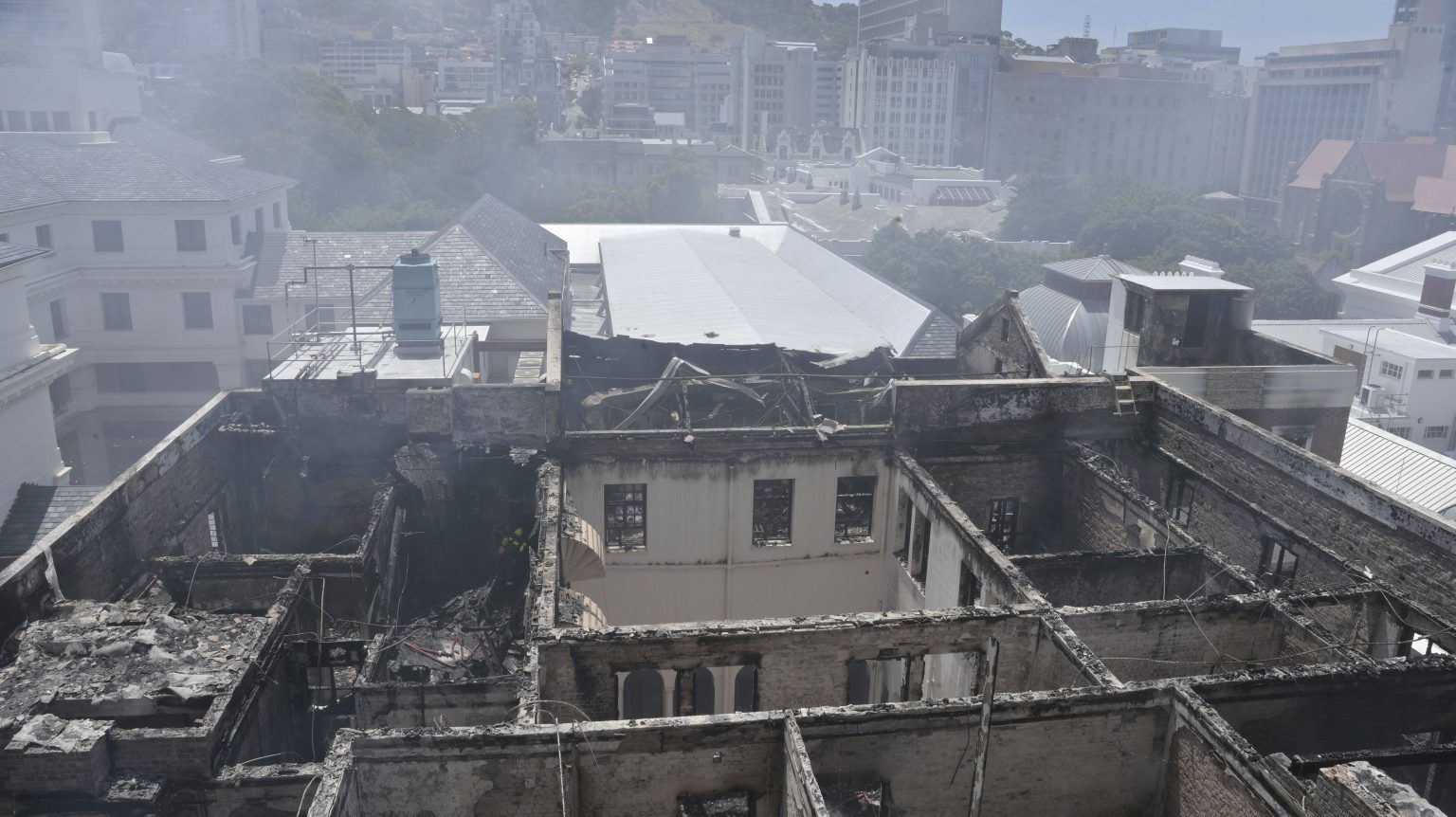 Construction of damaged parliament building to be completed in 2025