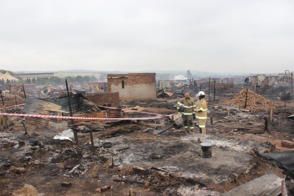 Pregnant woman dies in Tshwane shack fire, scores left homeless