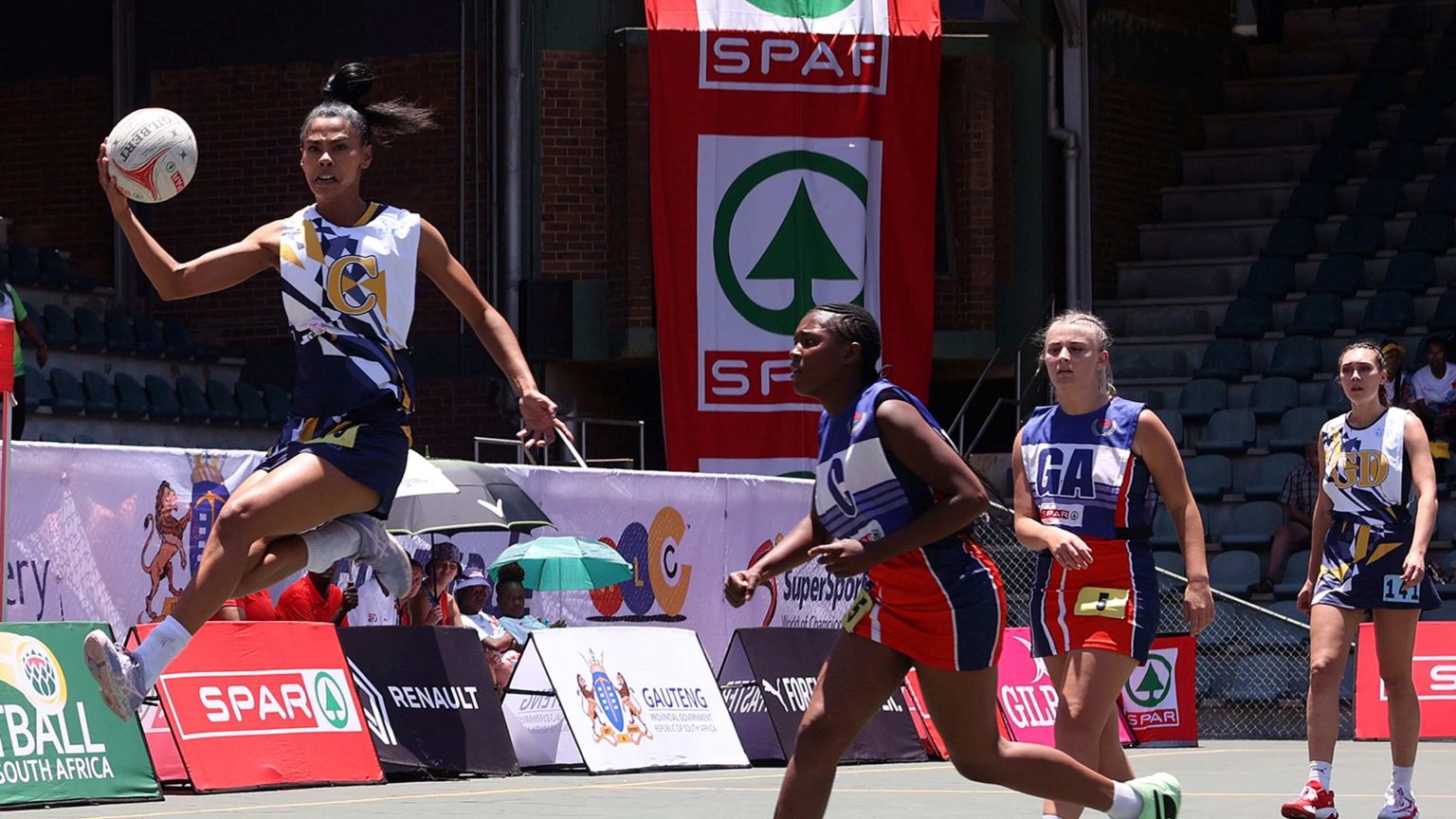 Defending champs dominate first day of SPAR National Netball Championships