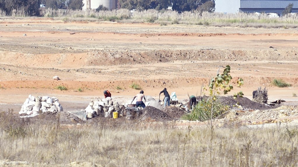 Ramokoka council request police intervention to eradicate illegal mining