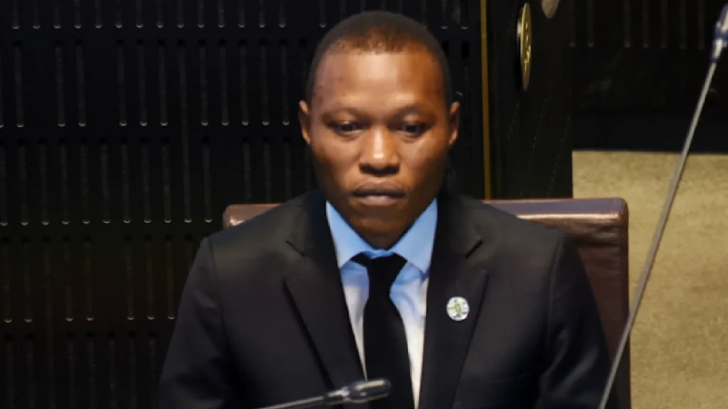 Fraud charges withdrawn against former Joburg Mayor Kabelo Gwamanda