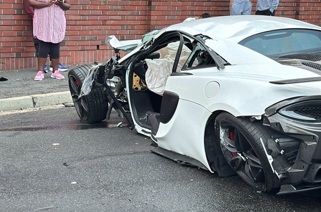Man in oversized shoes involved in Sea Point car crash
