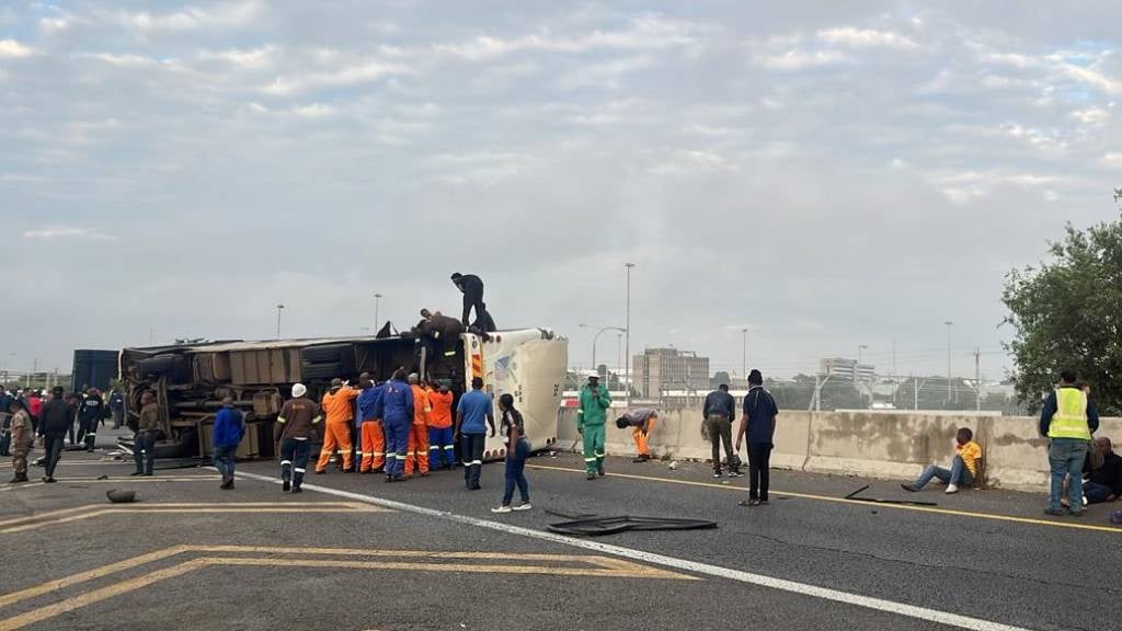 Tragic bus accident on R21 claims twelve lives