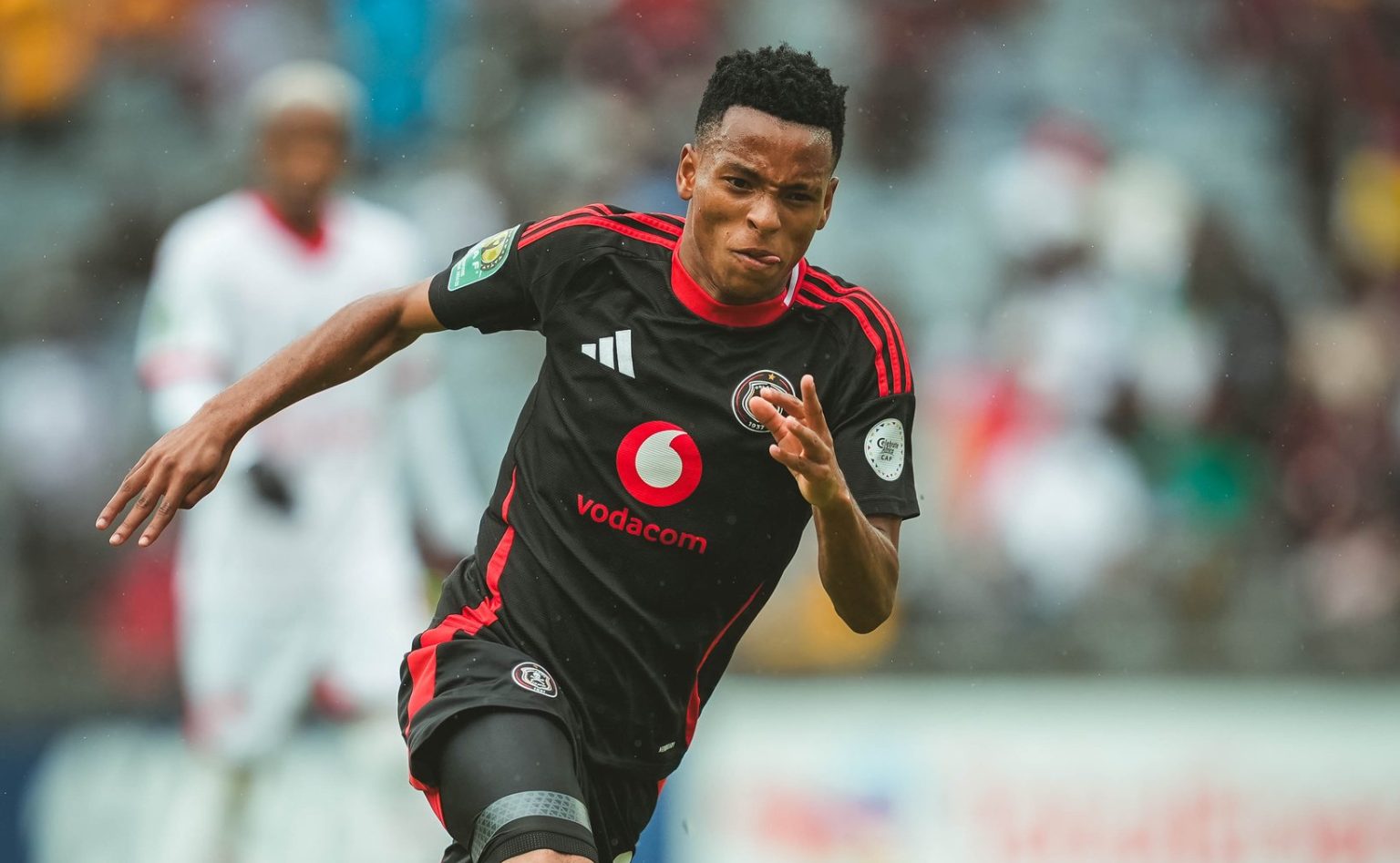 Orlando Pirates and Mamelodi Sundowns clash in a thrilling Betway Premiership showdown
