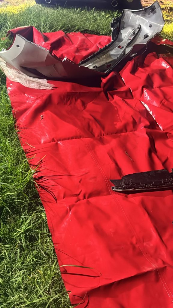 Vehicle parts, police reflector found at Hennops River