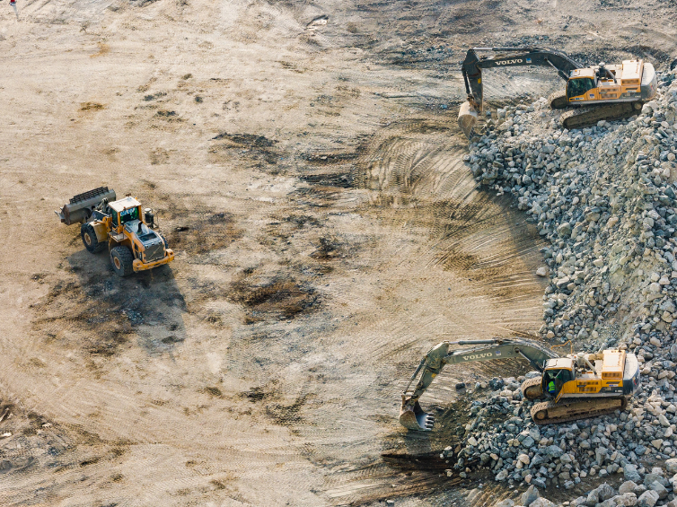 Mining industry woes deepen as South Africa’s output plunges