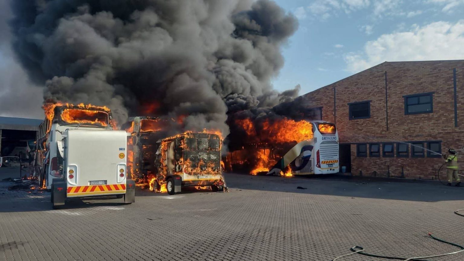 Fire engulfs Greyhound buses in Boksburg depot