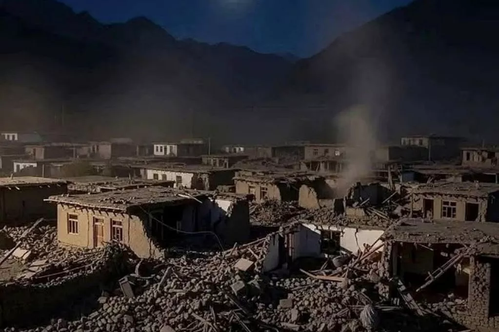 Magnitude 6.0 earthquake strikes eastern Afghanistan, killing at least 20