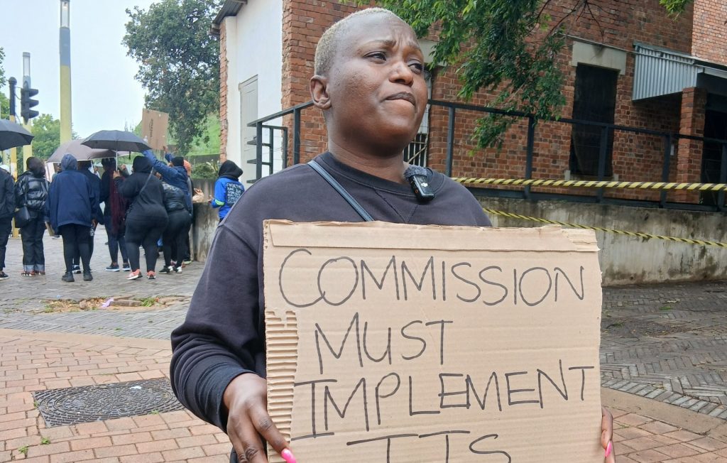 Residents protest outside Constitutional Court over alleged Rand manipulation