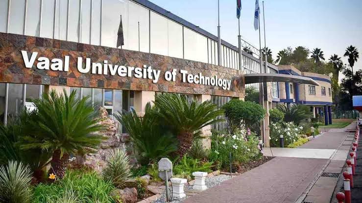 Minister Manamela demands urgent report on alleged Degree-selling syndicate at Vaal University of Technology