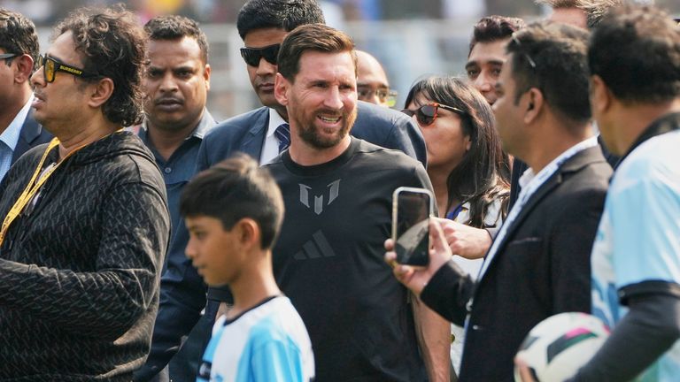 Lionel Messi to unveil 70-foot statue in India as GOAT Tour sparks fan frenzy