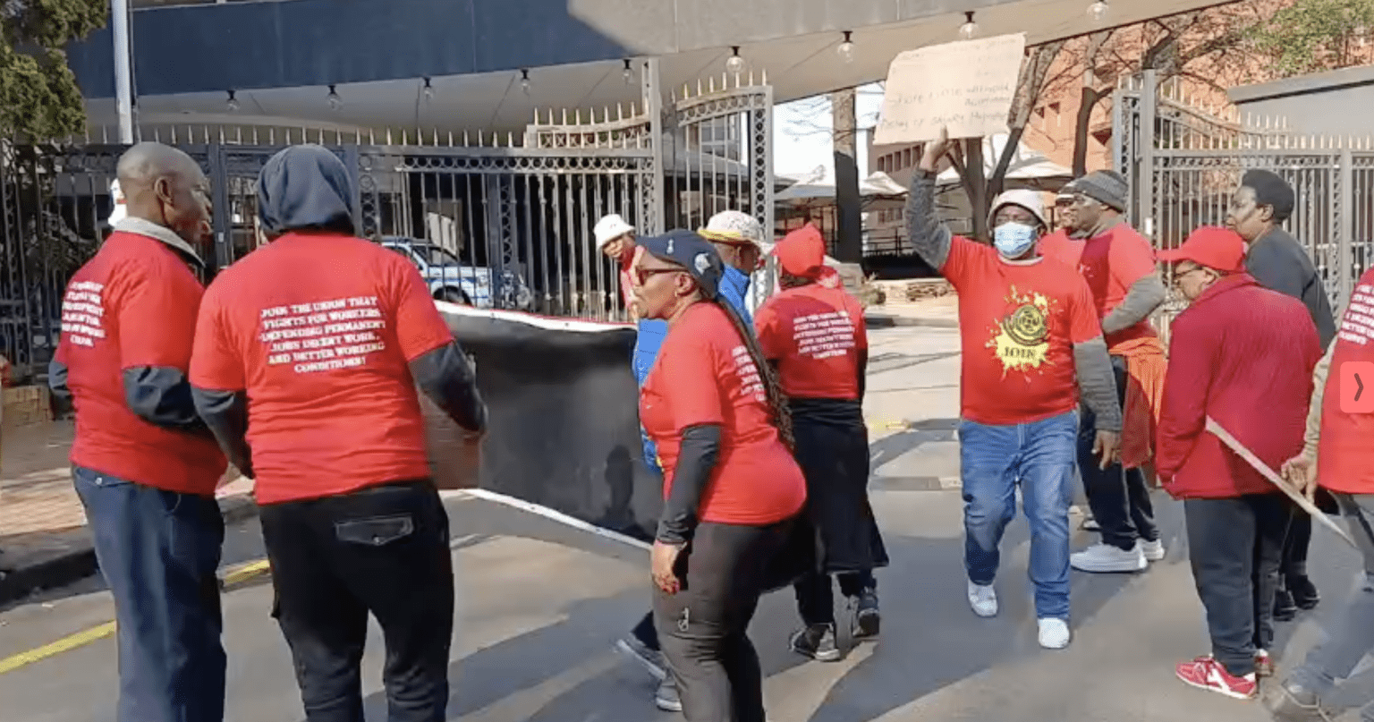 FAWU members picket Parktonian Hotel over alleged unpaid provident fund and salary disputes