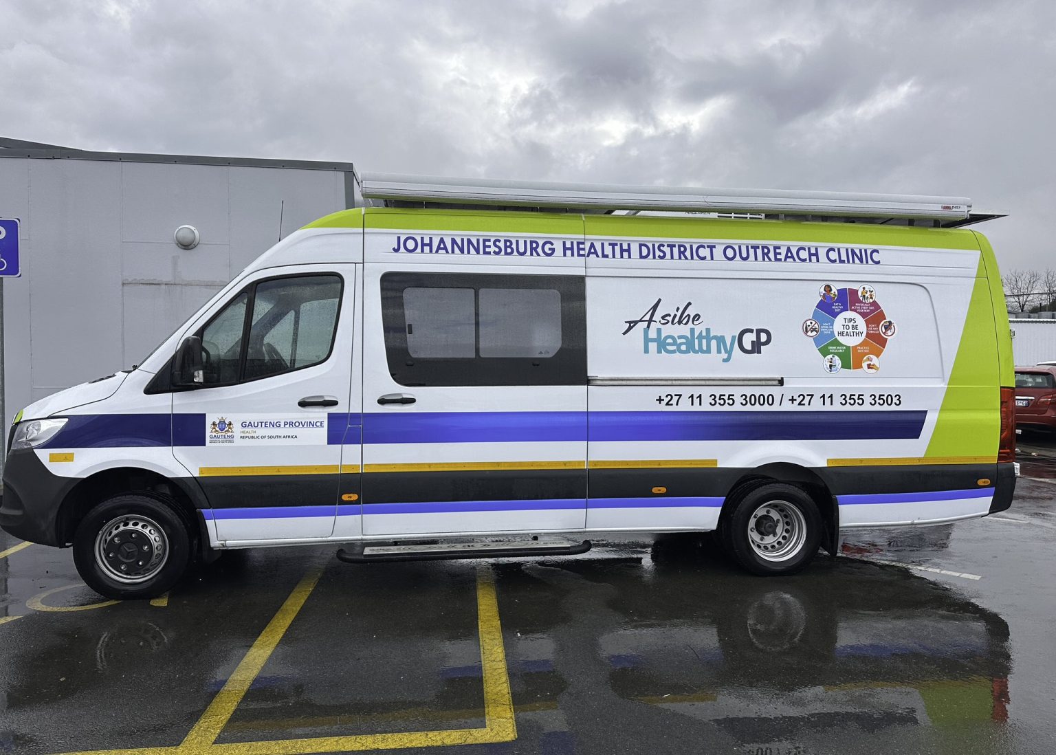 Gauteng takes healthcare services closer to underserved communities with 53 mobile clinics