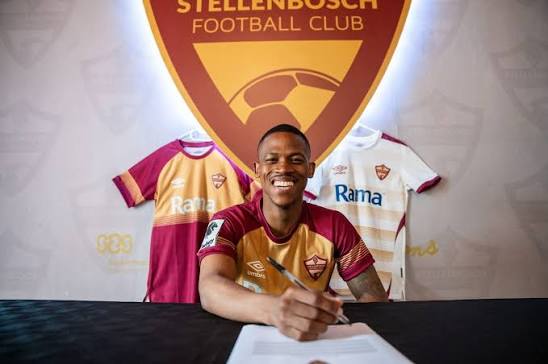 Ashley Du Preez Returns to Stellenbosch FC After Four-Year Spell at Kaizer Chiefs