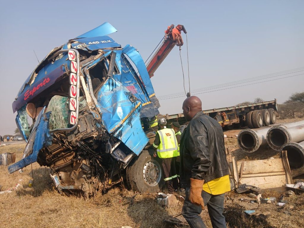 N1 North cleared following fatal accident involving truck transporting steel pipes