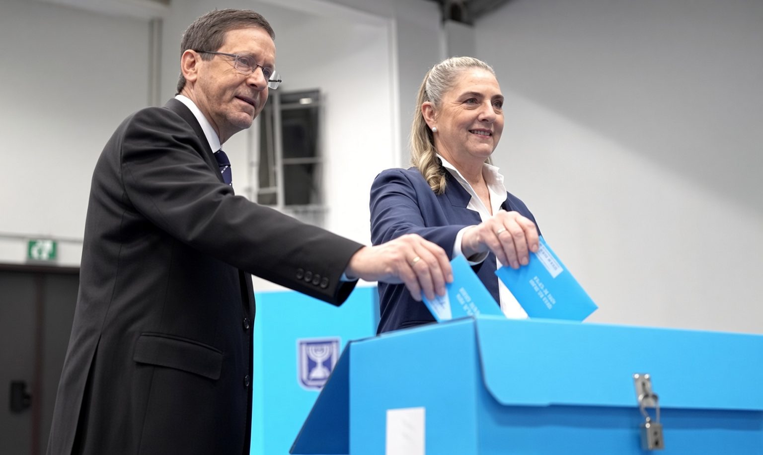 Israel Votes in Crucial Election as Netanyahu Faces Challenge from Gadi Eisenkot
